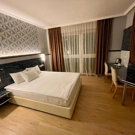 Fergana Uebersee Hotel ブレーマーハーフェン エクステリア 写真